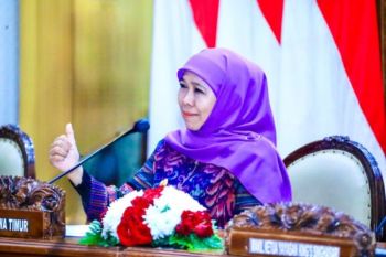 Gubernur Jatim membantah Isu PHK massal di Gudang Garam