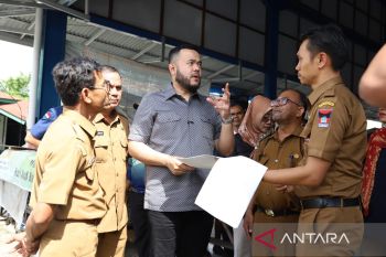 Wako Fadly Amran tinjau revitalisasi Pasar Raya blok A dan Pasar Ulak Karang
