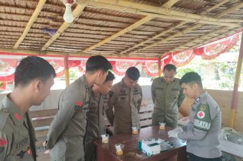 Sebanyak 50 personel Satgas Madago Raya di Poso jalani tes urine