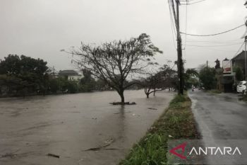 Dispar Bali minta pengelola DTW antisipasi cuaca buruk