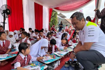 Pertamina Enduro gelar lomba mewarnai, pemenang utama diboyong nonton MotoGP Mandalika