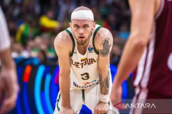 Pebasket Velicka jadi pahlawan baru tak terduga Lithuania
