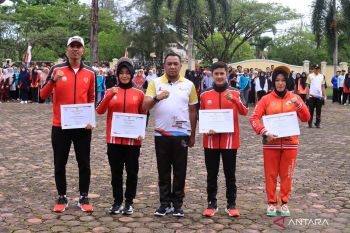 Pemkab Nagan Raya beri penghargaan atlet dan wasit PON 2024