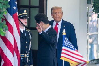 Penggerebekan AS terhadap pabrik baterai khawatirkan investasi asing