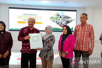 Sigi terapkan pendidikan berbasis teknologi tahun ini