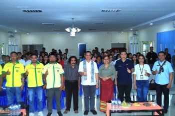 Pemkot Kupang menggandeng Pemuda Katolik kelola sampah berkelanjutan