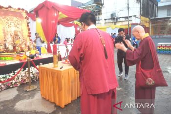 Vihara Vajra Vijaya Citta Samarinda gelar Api Homa dan Baksos