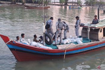 Bakamla Babel amankan 1,2 ton pasir timah ilegal di Tempilang