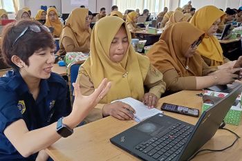 Mafindo-Disdikbud Magelang selenggarakan pelatihan AI untuk guru