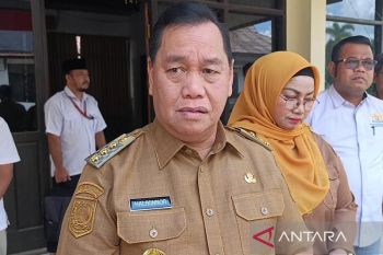 Bupati Kotim kaji ulang keberadaan depo sampah di samping SMPN 3 Sampit
