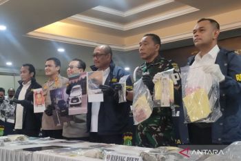 Kacab bank yang dibunuh adalah sasaran acak dari tersangka