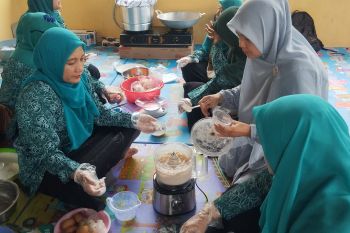 Mahasiswa FKP USK latih hasil perikanan bernilai tambah