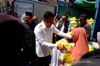 Pemkab Sidoarjo siapkan stok beras SPHP tiga ton bagi setiap desa