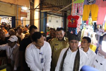 Wako Fadly Amran dampingi Menteri Pertanian RI tinjau Pasar Lubuk Buaya