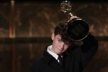 Sorotan: Video Presiden &amp; Emmy Awards