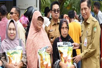 Pemkab Barut gelar operasi pasar murah untuk stabilisasi harga barang