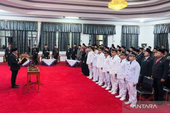 Bupati HST lantik 41 pejabat administrator dan pengawas