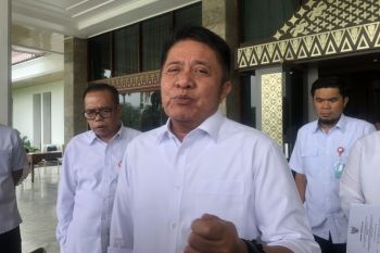Herman Deru turunkan tim selidiki pencopotan kepsek di Prabumulih