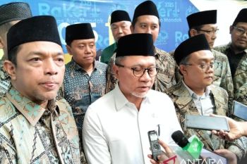 Menko Pangan dorong pembentukan koperasi desa di pondok pesantren