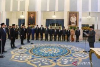 Prabowo Lantik 11 Menteri, Wamen, Kepala Badan/Lembaga, Ini Daftarnya