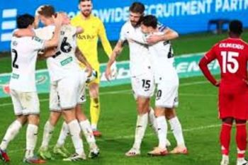 Swansea City Tekuk Nottingham Forest 3-2, Lolos dari Piala Liga