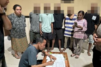 Polisi pulangkan 5 pemuda yang ditangkap karena ikut tawuran di Alor