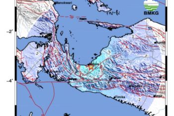 Magnitude 6.6 earthquake cuts internet access in Central Papua
