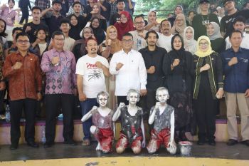 Banten Theater Festival contributes to creative economy: Governor