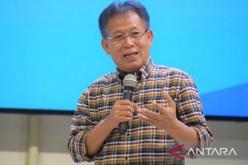 Unimed luncurkan buku "Membangun Negeri dari Sekolah"