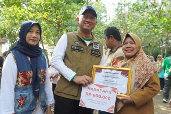 Pemkot beri penghargaan lingkungan saat World Clean Day