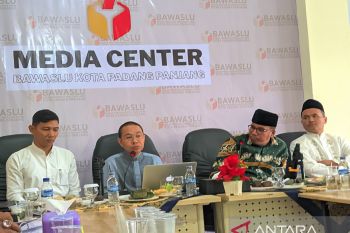 Maksimalkan keterbukaan informasi Publik, Bawaslu Padang Panjang luncurkan Smart Card PPID