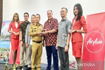 Gubernur Kalsel ikut terbang perdana AirAsia rute Banjarmasin-Kuala Lumpur