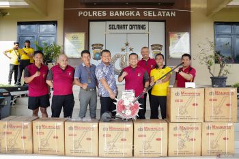 PT Timah serahkan mesin tanam jagung untuk Polres Bangka Selatan