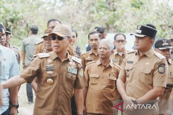 Gubernur Sultra tinjau lokasi pembangunan SMA  Garuda di Konawe Selatan