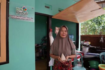 PLN hadirkan kantin sekolah dari batako FABA di SMKN Lombok Barat