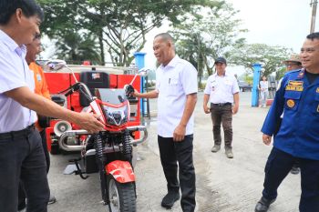 Bupati Bulungan Serahkan 3 Unit Damkar Mini untuk 3 Desa Di Bulungan