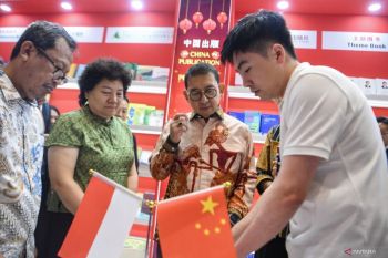 IIBF serves as platform for cultural diplomacy: Minister Zon