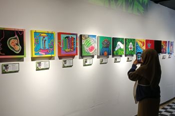 Pameran lukisan"Mini Mive" di Makassar, Ajak masyarakat bangkit