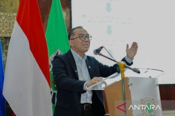 Universities must become centers of economic growth: Minister