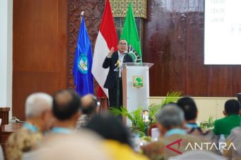 Scholars key to boosting Indonesia's global competitiveness: minister