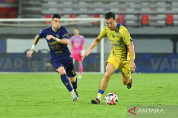 Bojan Hodak sebut Persib harus kerja keras saat menjamu Persita