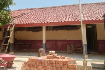 Disdik Majalengka mengalokasikan Rp56 miliar untuk perbaikan sekolah