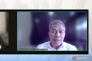 Gov't urges villages to improve public education on climate mitigation