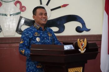 Wakil Wali Kota beri pesan untuk perkuat kapasitas dan kompetensi bidan