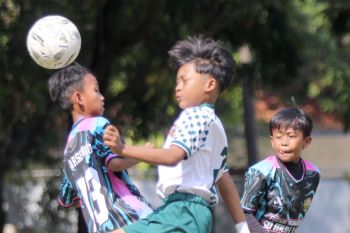 Milad ke-7 RSGM Soelastri UMS meriah dengan turnamen sepak bola mini tingkat SD
