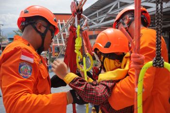 Basarnas Palu edukasi mitigasi bencana pada siswa TK Islam Terpadu