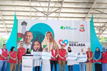 Pemkot luncurkan Makassar Berjasa lindungi pekerja rentan