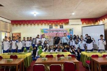 Dukung Prestasi Akademik Siswa SMAN 3 Pariaman, Dosen UBH Gelar Pelatihan Kebugaran Fisik