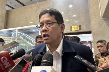 Finance minister vows to cut BUMN compensation payment to one month