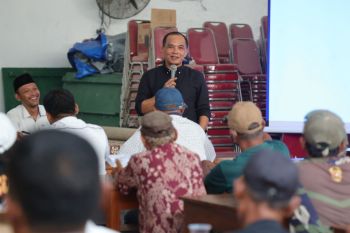 Sumanto minta petani tak jual tanahnya untuk jaga lahan pertanian